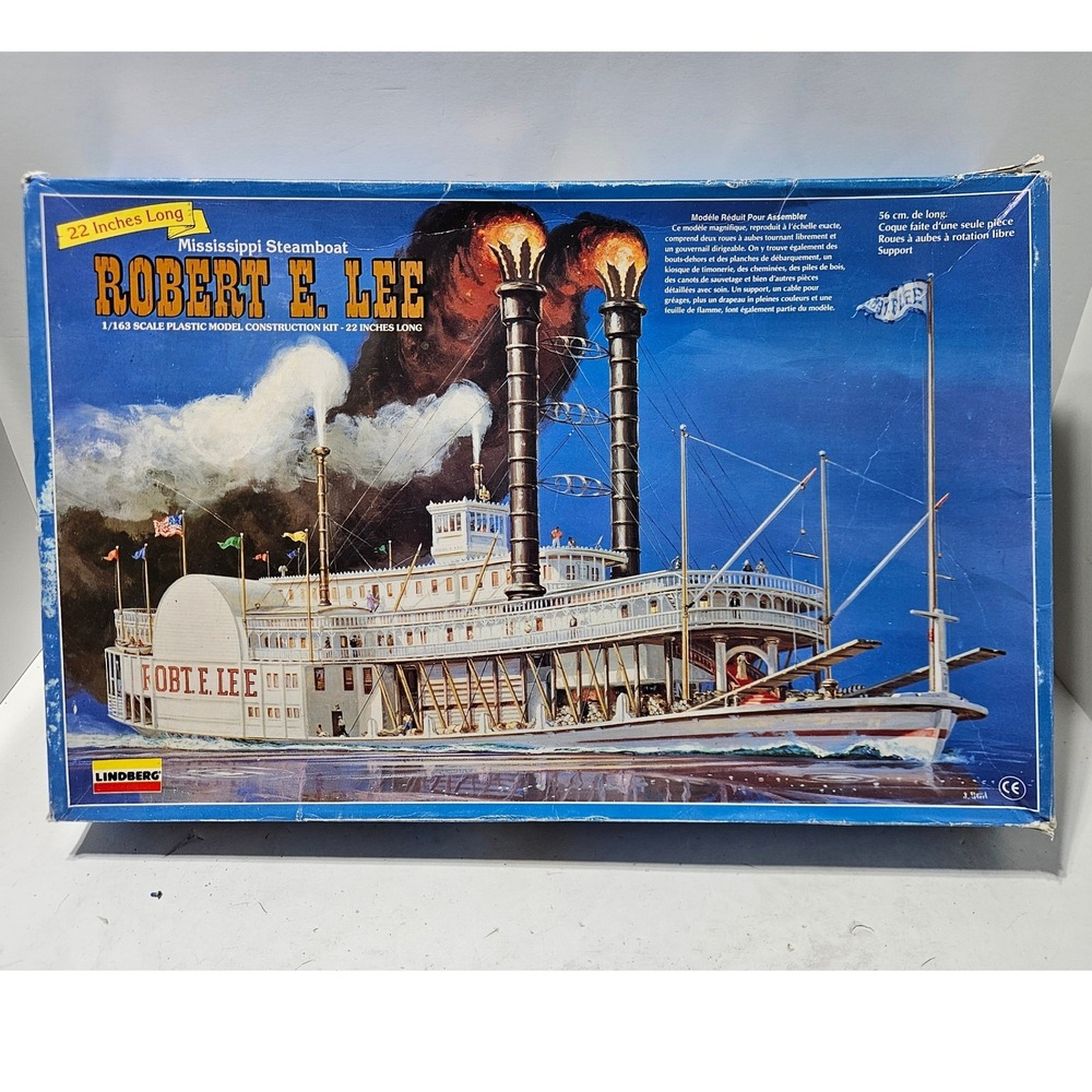 Robert E. Lee Mississippi Steamboat Model Kit Lindberg 1/163 Scale 70864 Vintage